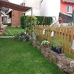 Lelila - Ex Gaestehaus Milella 4* Rust