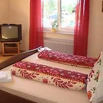 Lelila - Ex Gaestehaus Milella 4* Rust