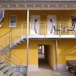 Lelila - Ex Gaestehaus Milella Pensionat 4*