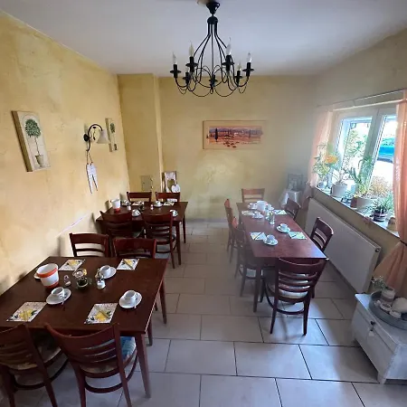 Lelila - Ex Gaestehaus Milella Гостевой дом 3*