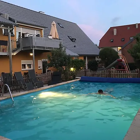 Lelila - Ex Gaestehaus Milella 4* Rust