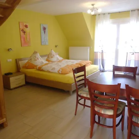 Lelila - Ex Gaestehaus Milella 3* Руст