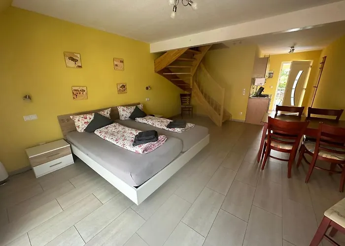 ゲストハウス Lelila - Ex Gaestehaus Milella ルスト