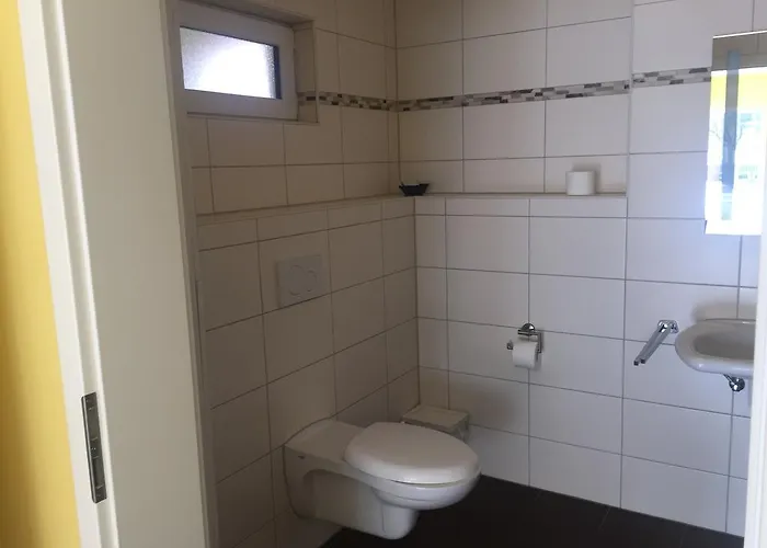 Lelila - Ex Gaestehaus Milella ゲストハウス 4*