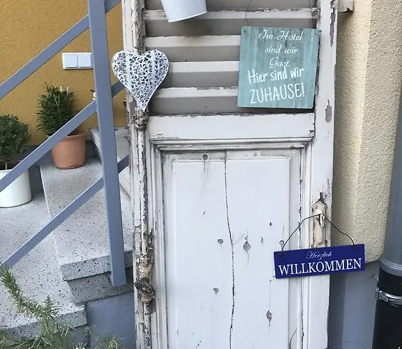 ゲストハウス Lelila - Ex Gaestehaus Milella 4*